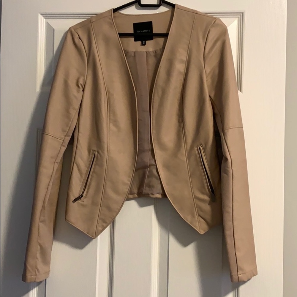 Dynamite Leather blazer light pink/cream